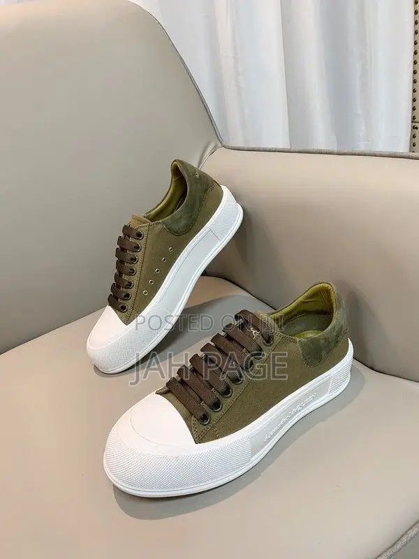 Alexander McQueen Skate Deck Plimsoll Sneakers