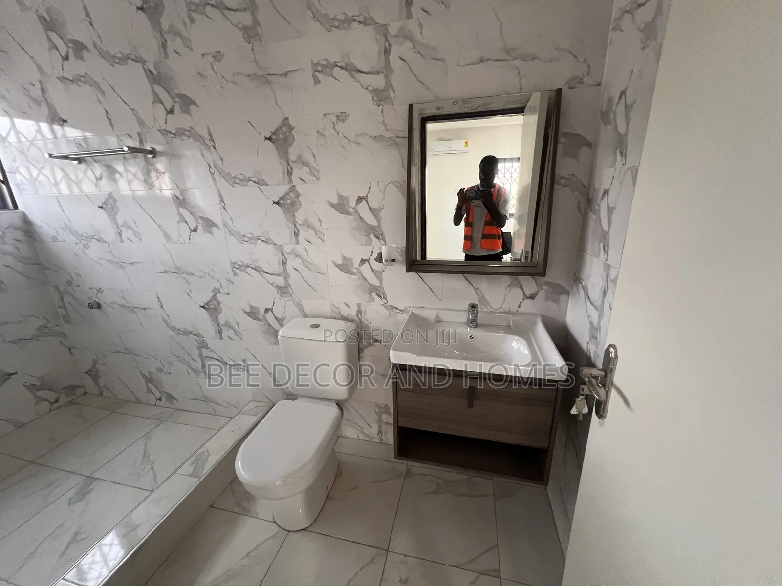 3bdrm Townhouse / Terrace in Bee Decor & Homes, Oyarifa for rent