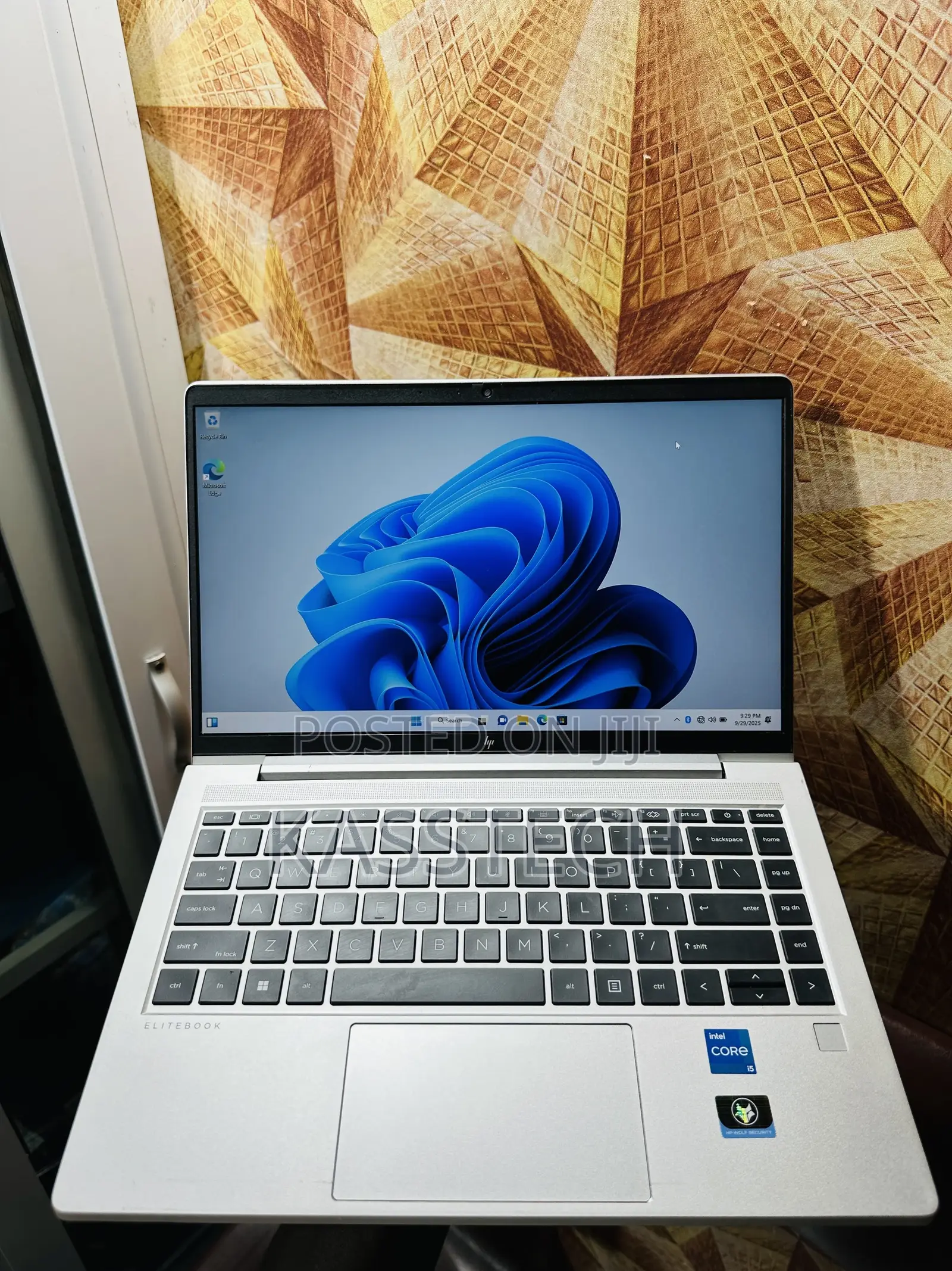 Laptop HP EliteBook 640 G9 16GB Intel Core I5 SSD 256GB