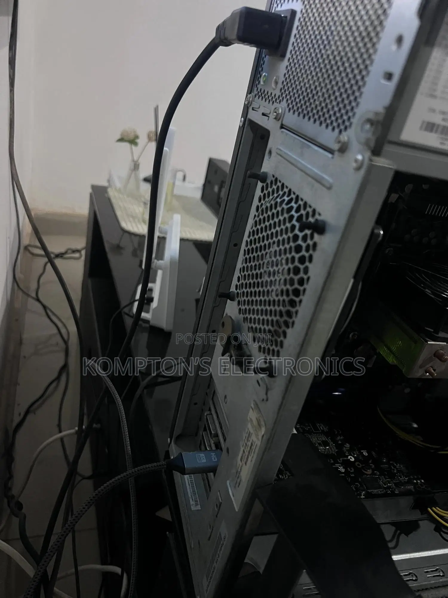 Desktop Computer Lenovo ThinkStation S30 16GB Intel Xeon HDD+SSD 1.5T