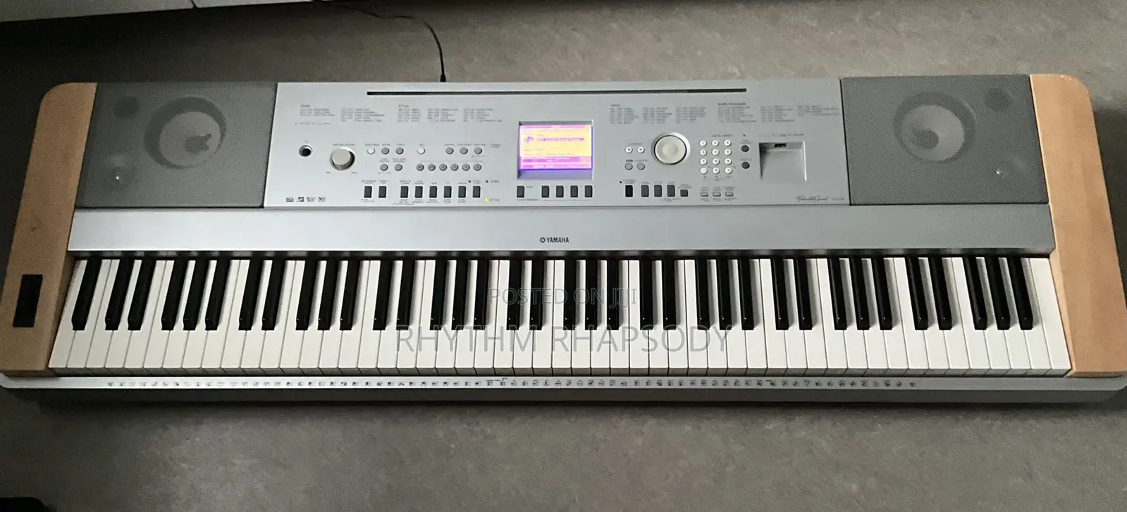 Yamaha DGX 640