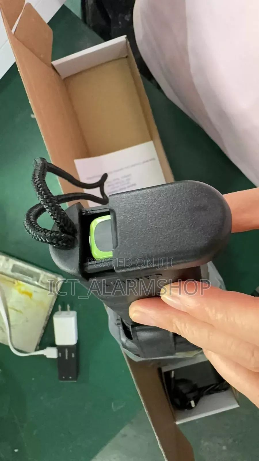 Garrett Super Scanner V Hand-held Metal Detector. T6
