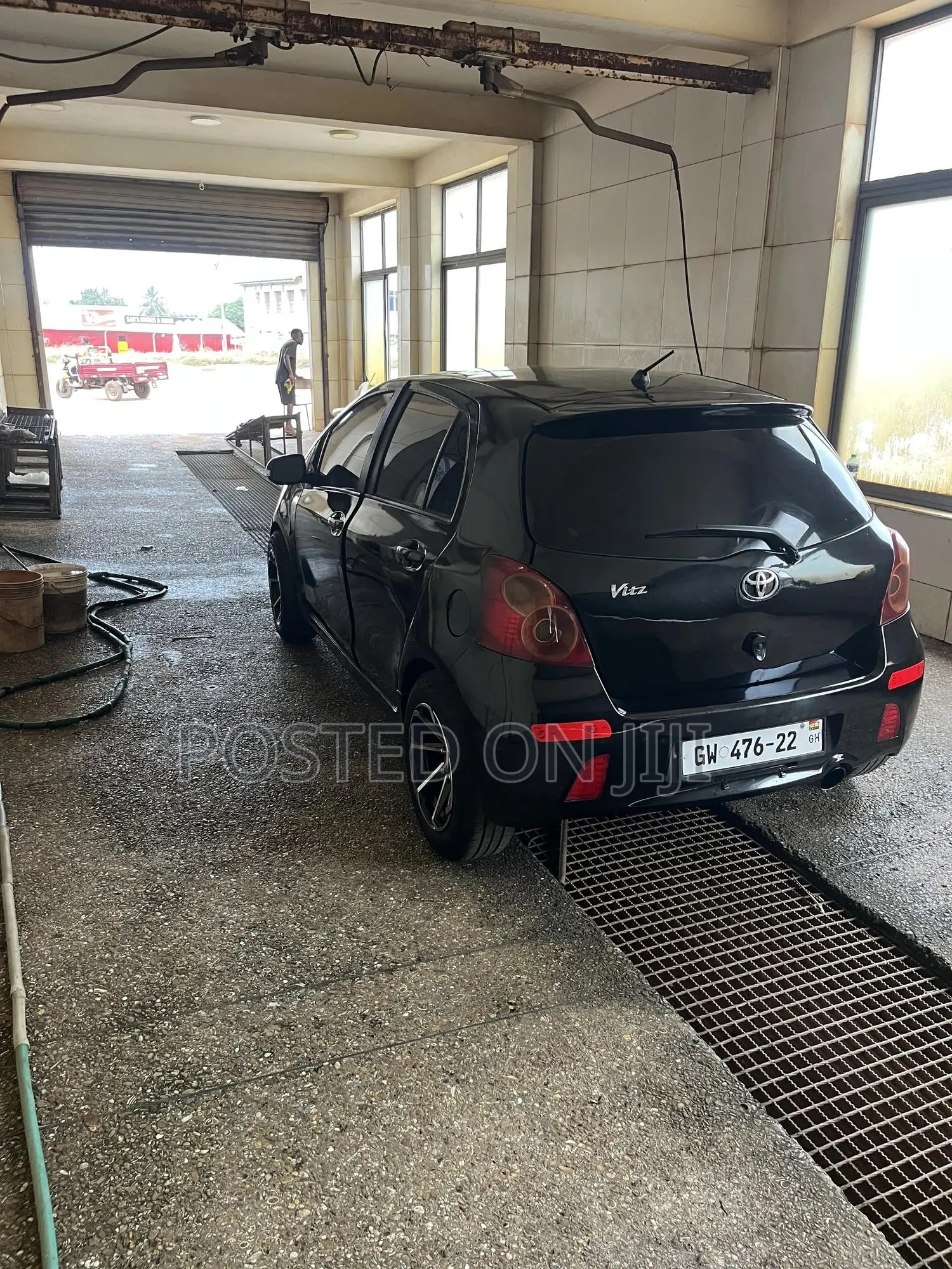 Toyota Vitz 2010 Black