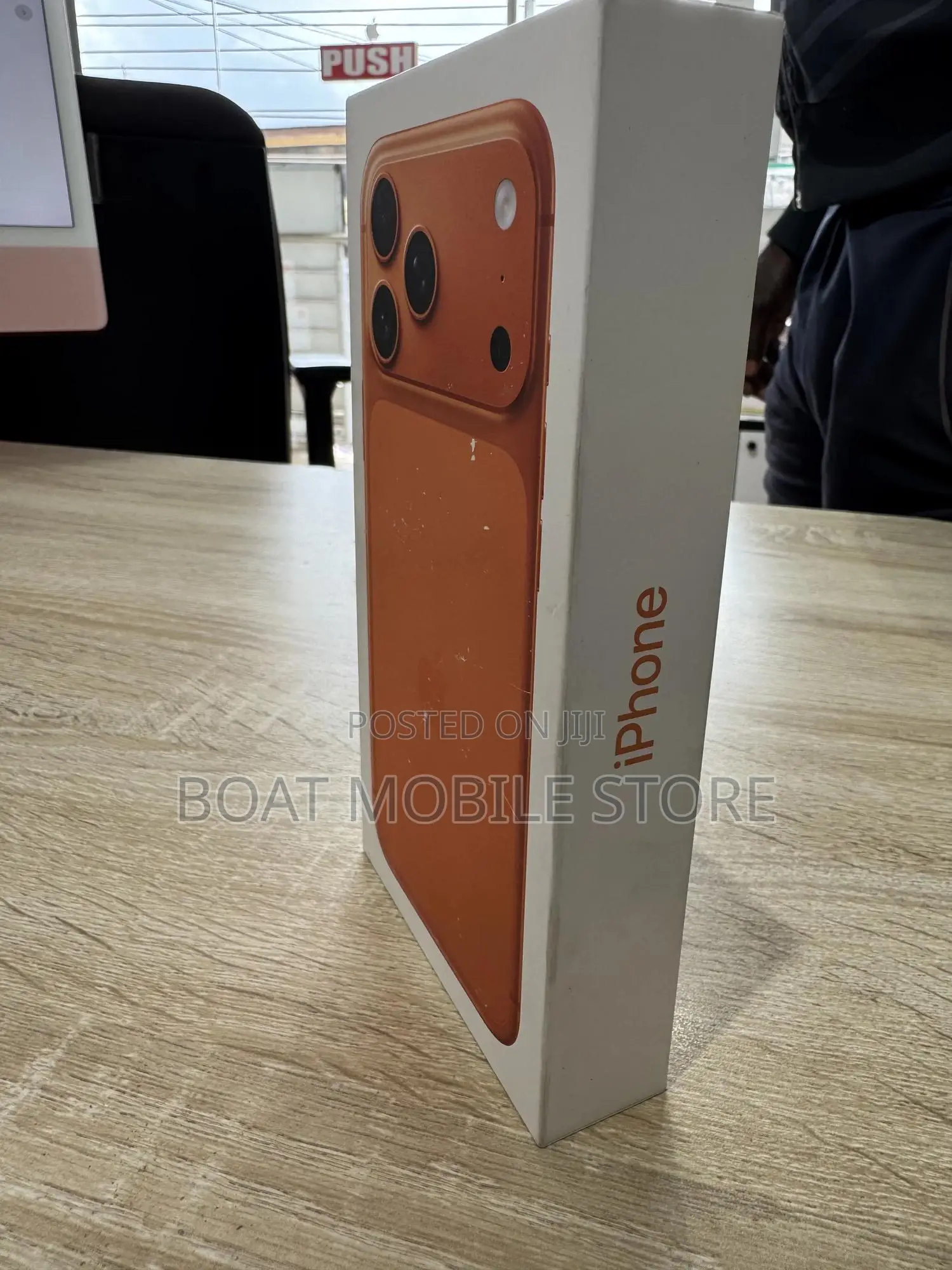 New Apple iPhone 17 Pro Max 256 GB Orange