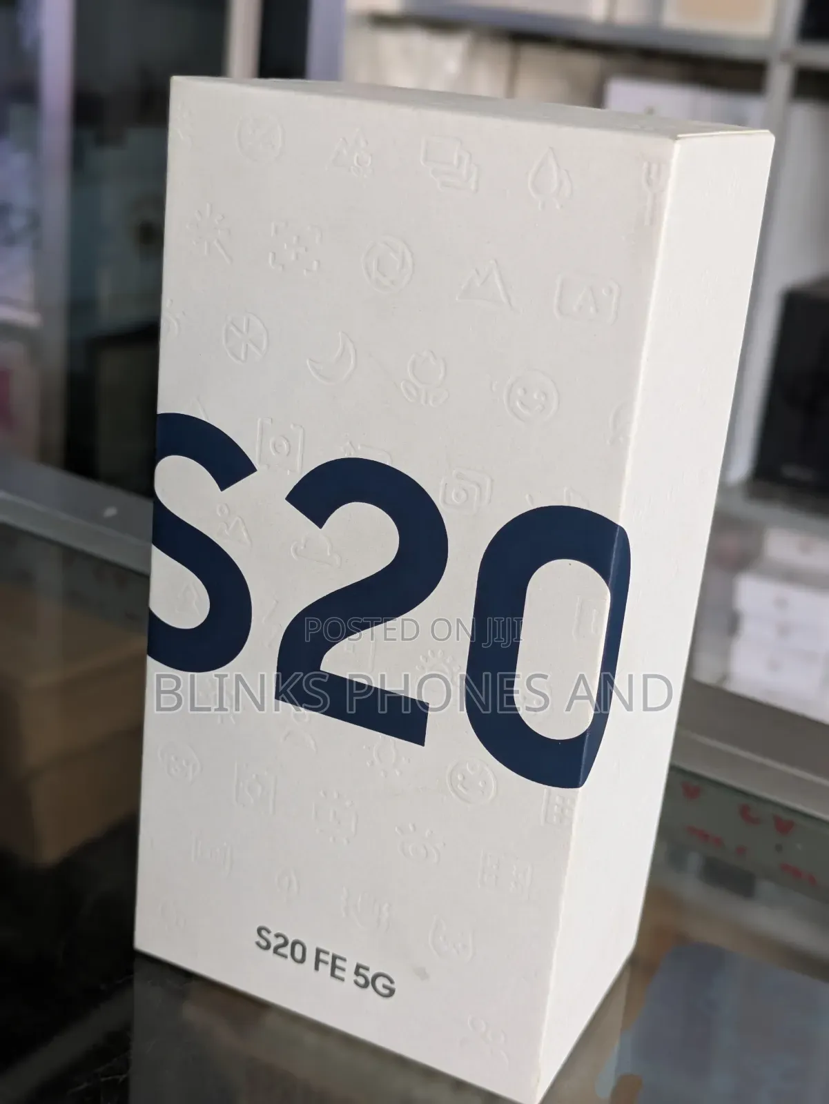New Samsung Galaxy S20 FE 5G SD865 128 GB Black