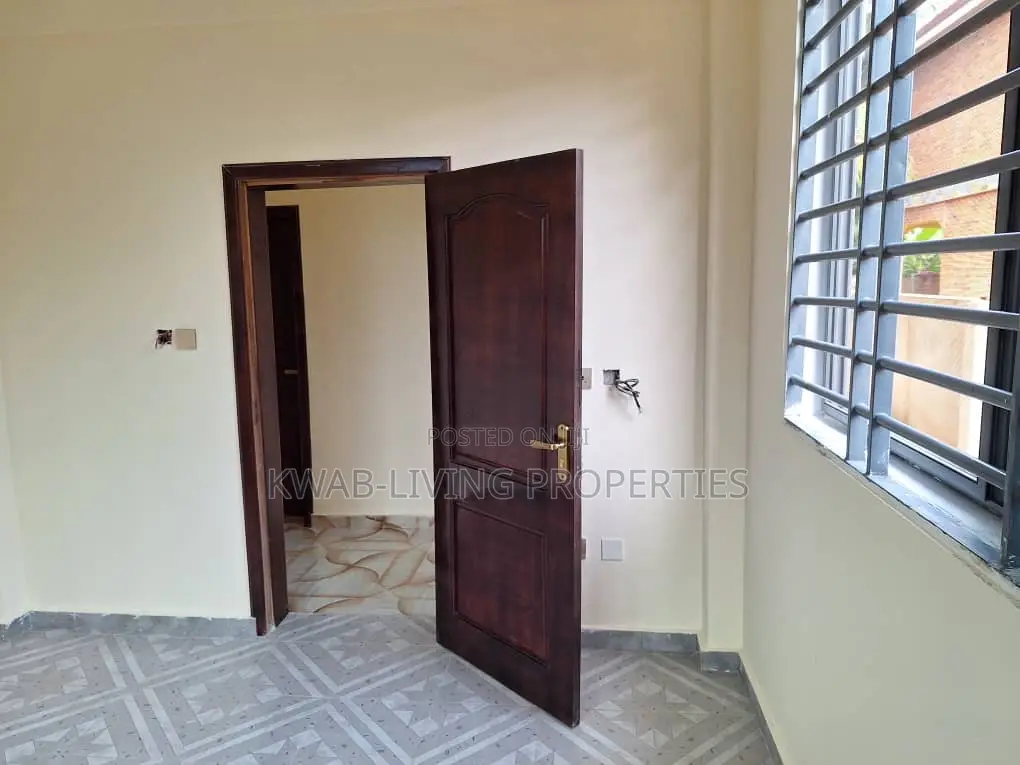 2bdrm Apartment in Oyarifa for rent