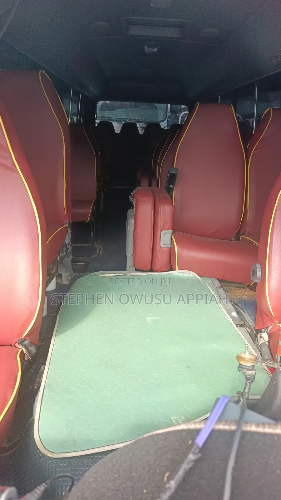 Hyundai Cunty Bus 27 Seat