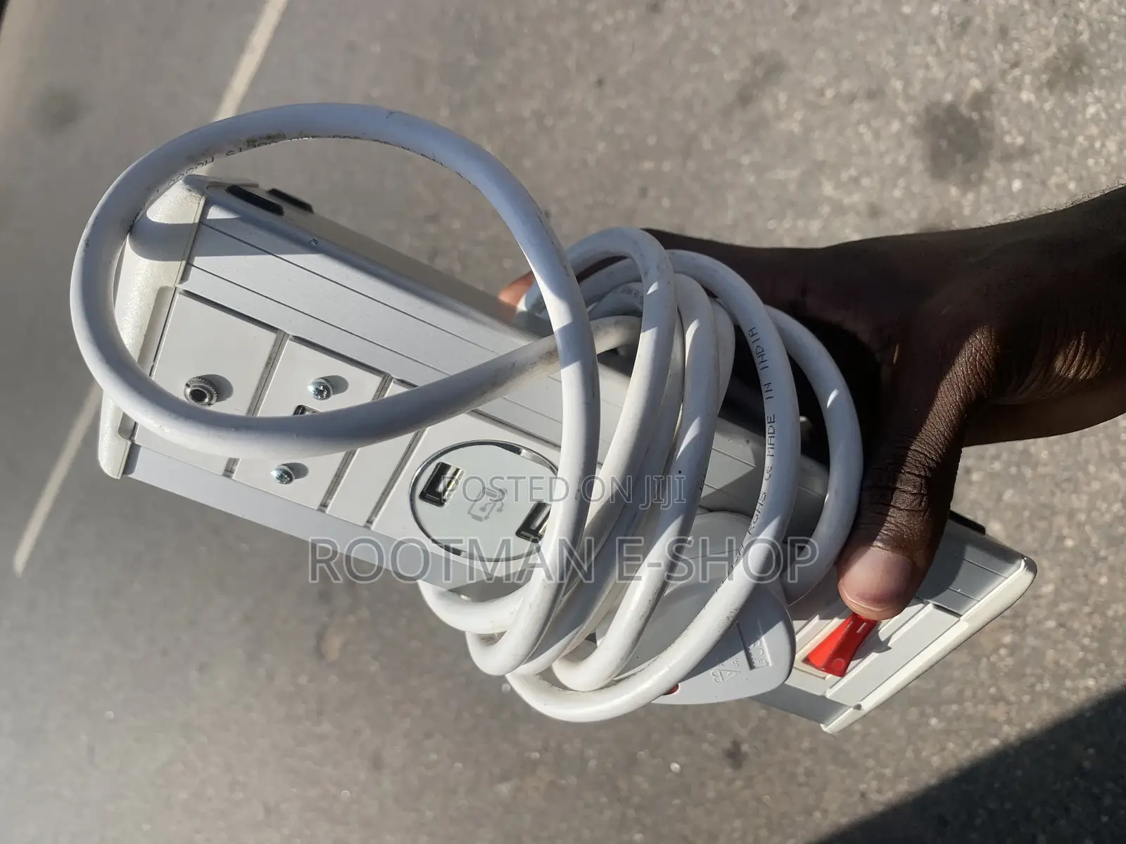 Multi-Function Extension Socket With 3 Usb Ports – Compact Powerful