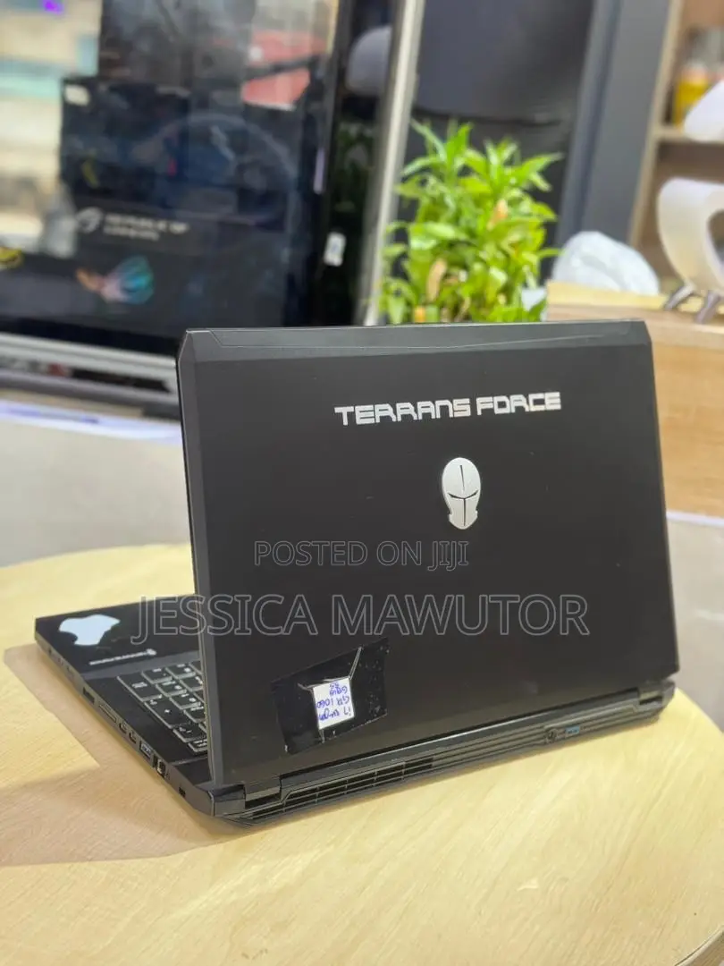 Server 16GB Intel Core i7 SSD 128GB