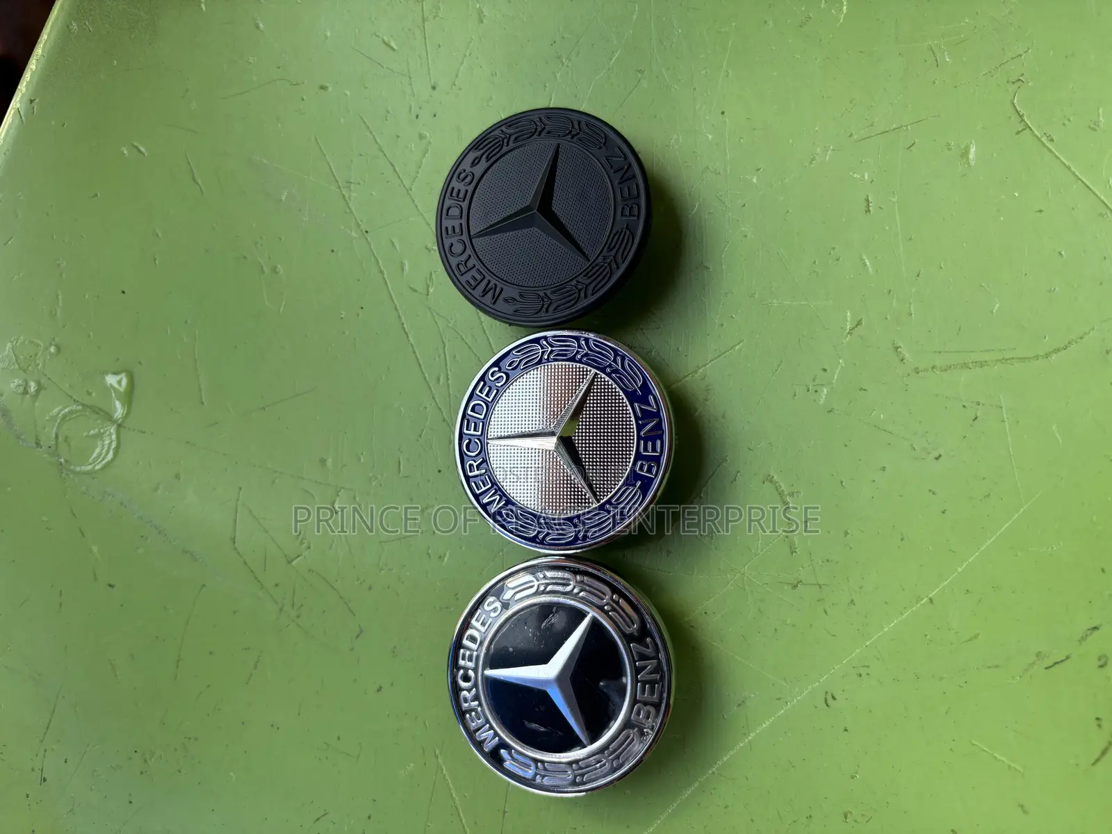 Mercedes Flat Benz Bonet Crown or Flat Emblem
