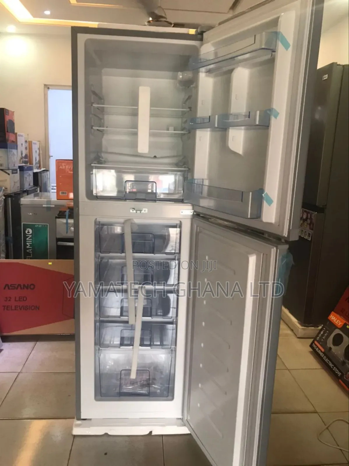 Original Flamino 211litre Refrigerator With 5 Drawers Bottom Freezer
