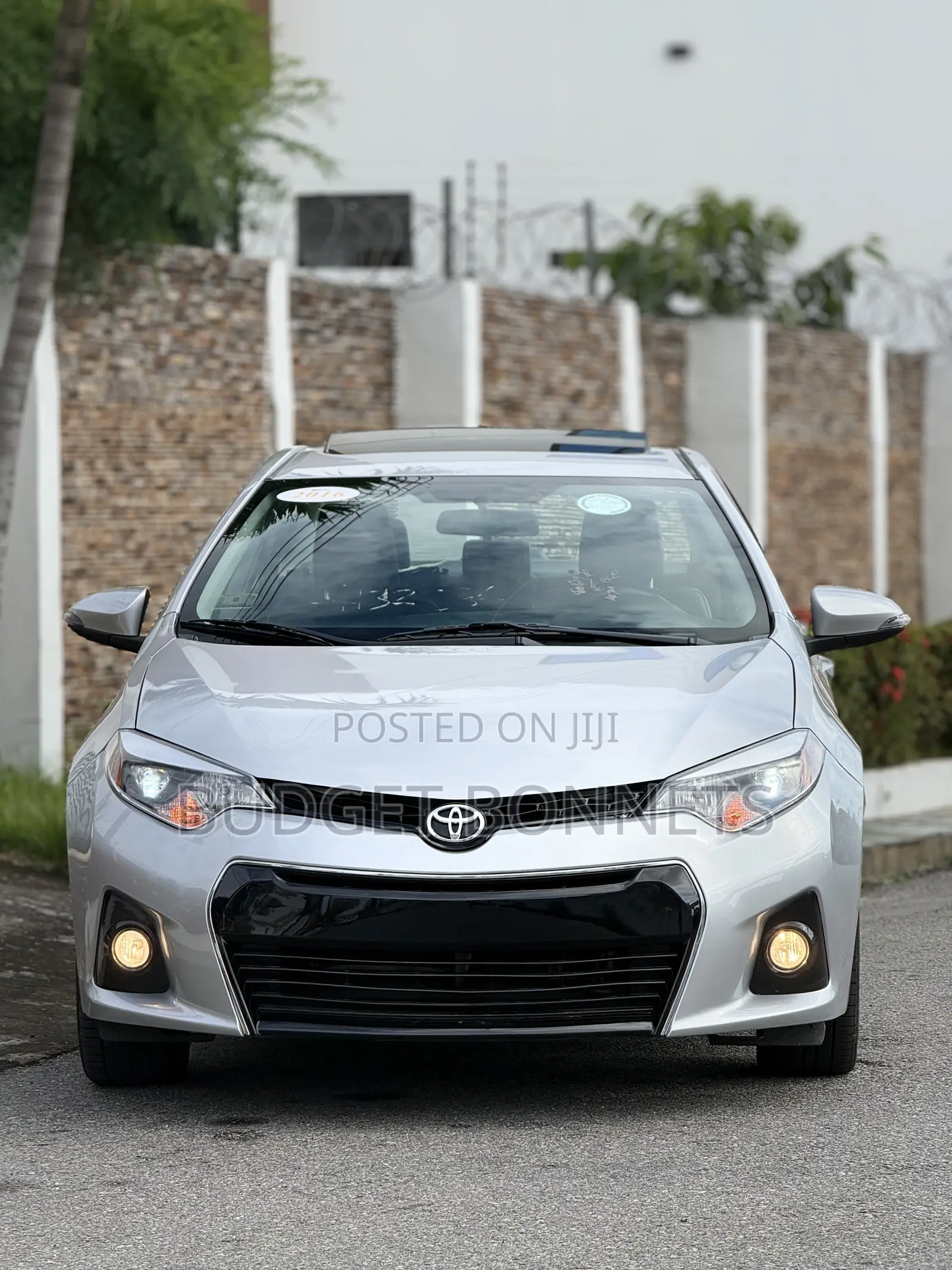 Toyota Corolla S 4dr Sedan (1.8L 4cyl CVT) 2016 Silver
