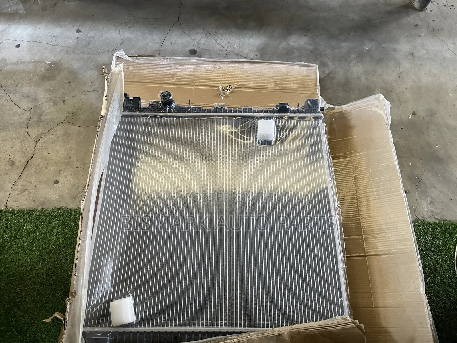 Ford Explorer 2020-2021-2022-2023-2024 Radiator Tank