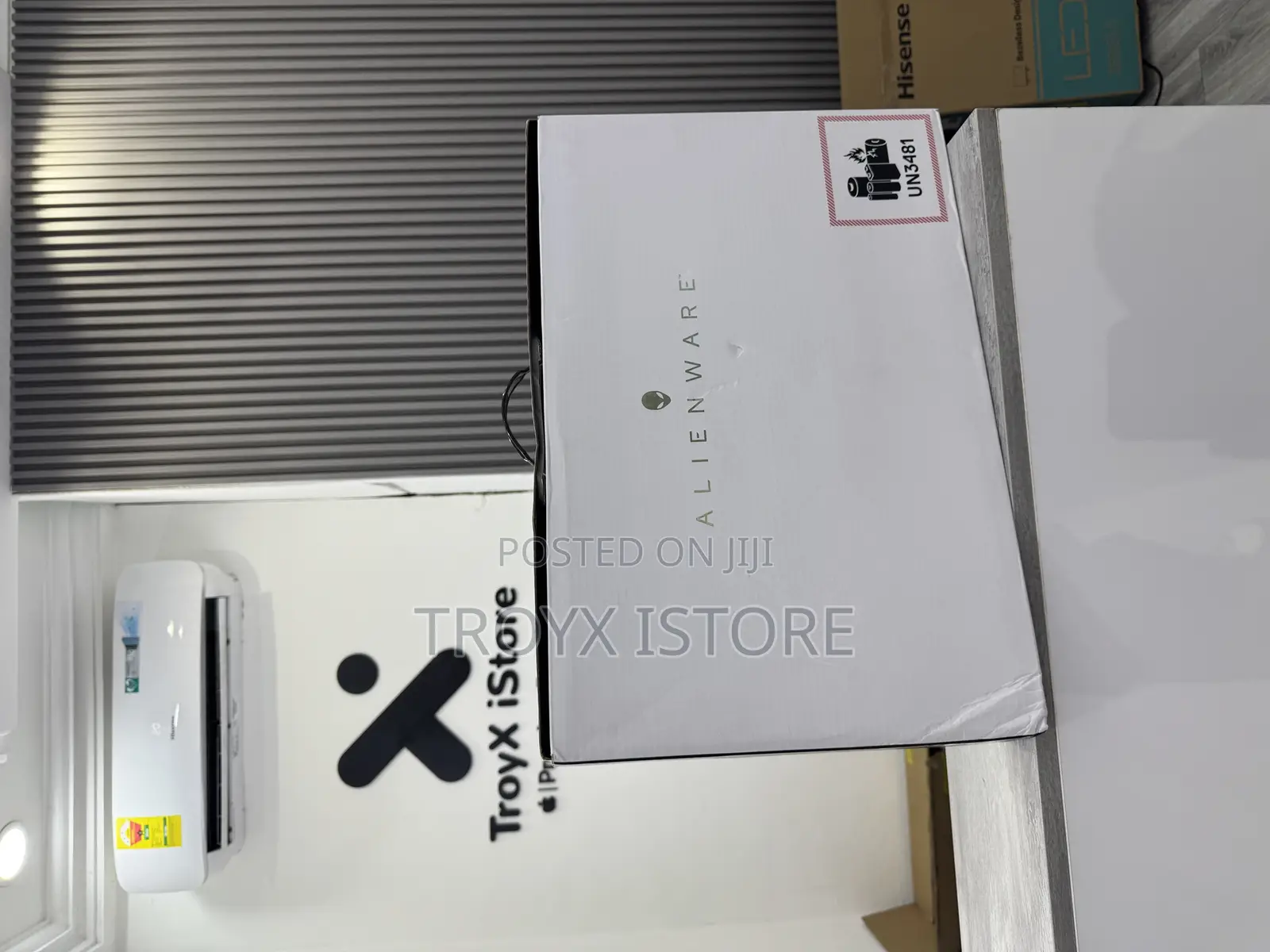 New Laptop Alienware M17x R2 16GB Intel Core i7 SSD 1T