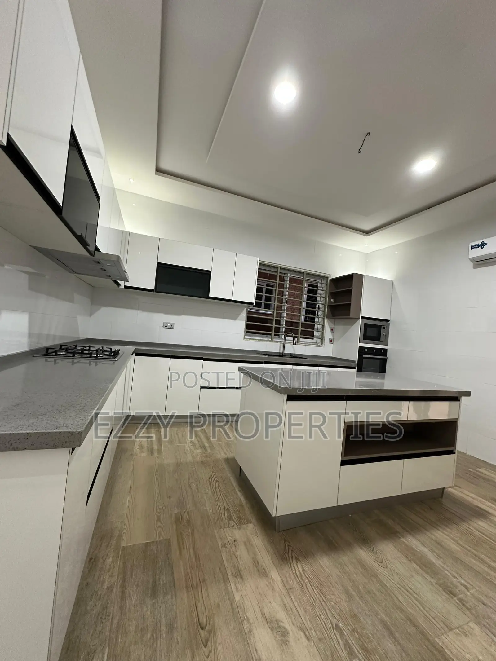 4bdrm House in Lakeside Estate, Ashaley Botwe for sale