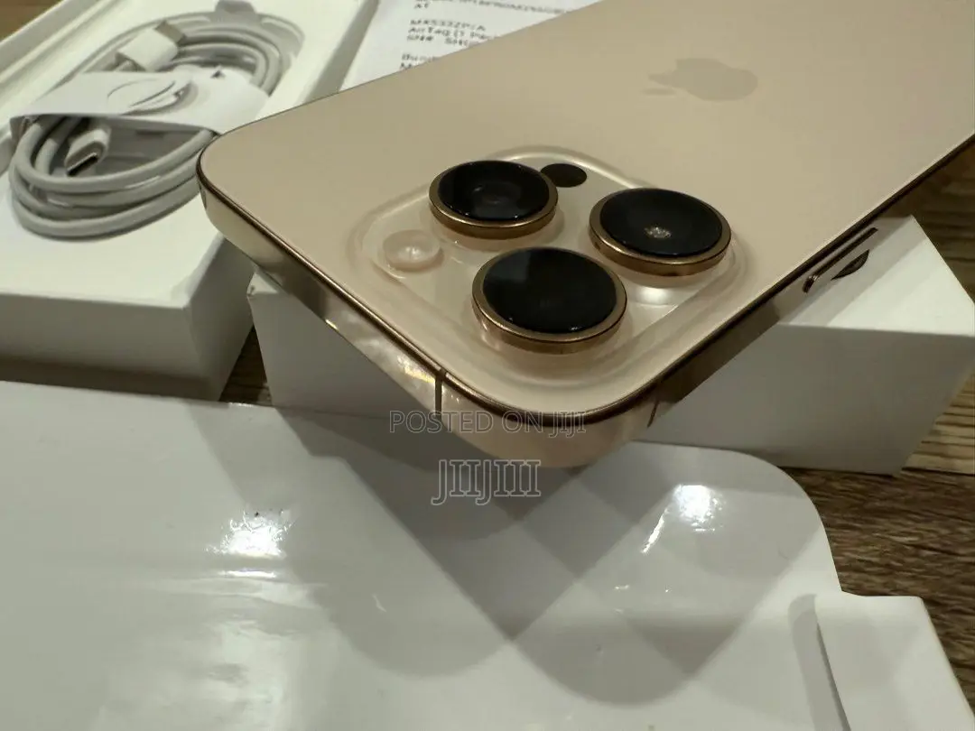 Apple iPhone 16 Pro Max 256 GB Gold