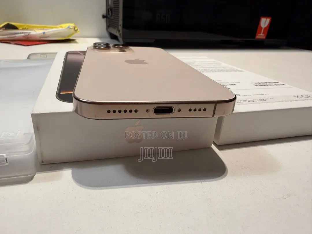 Apple iPhone 16 Pro Max 256 GB Gold