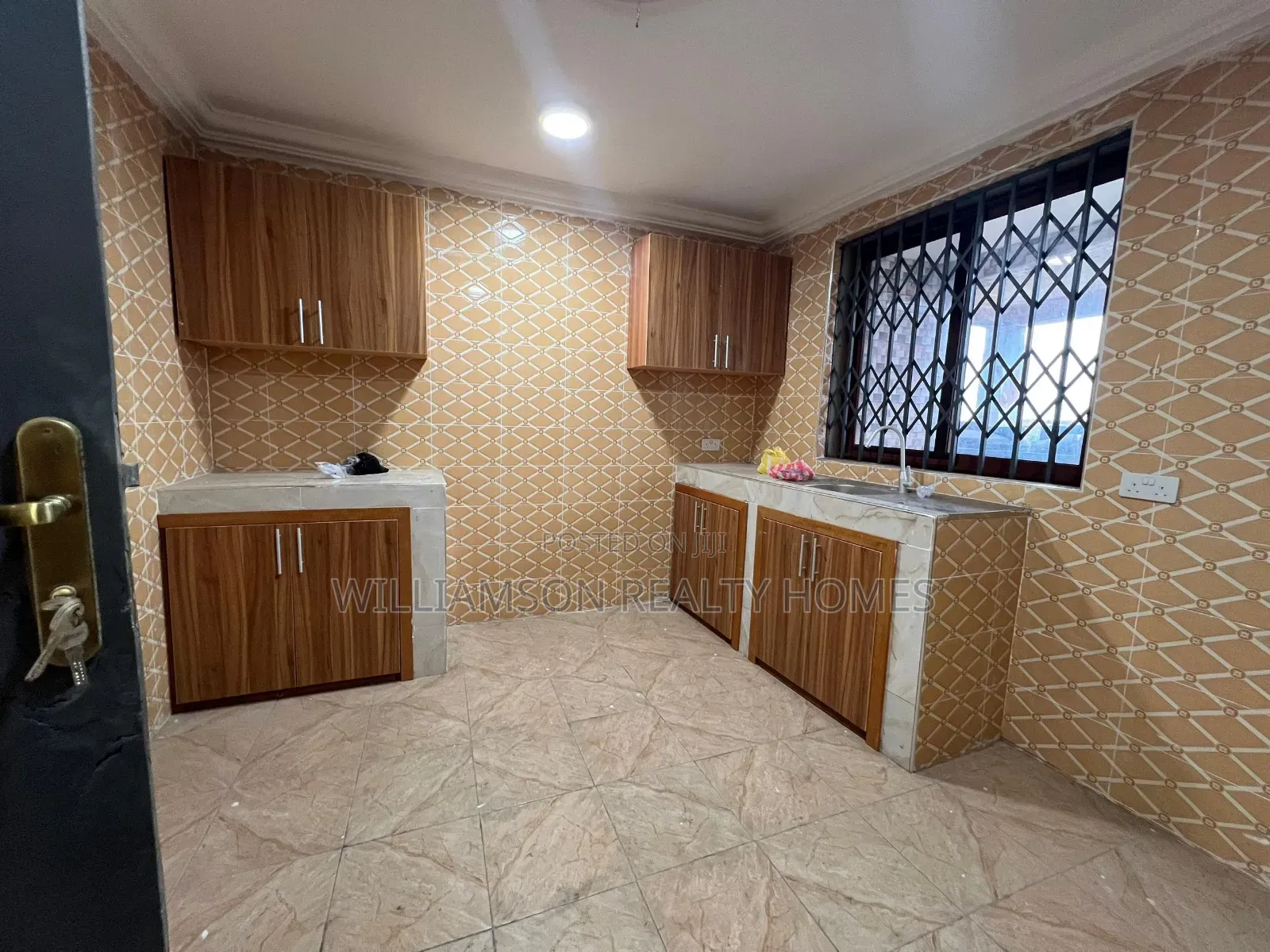 2bdrm Apartment in M.F Estate, Lashibi for rent