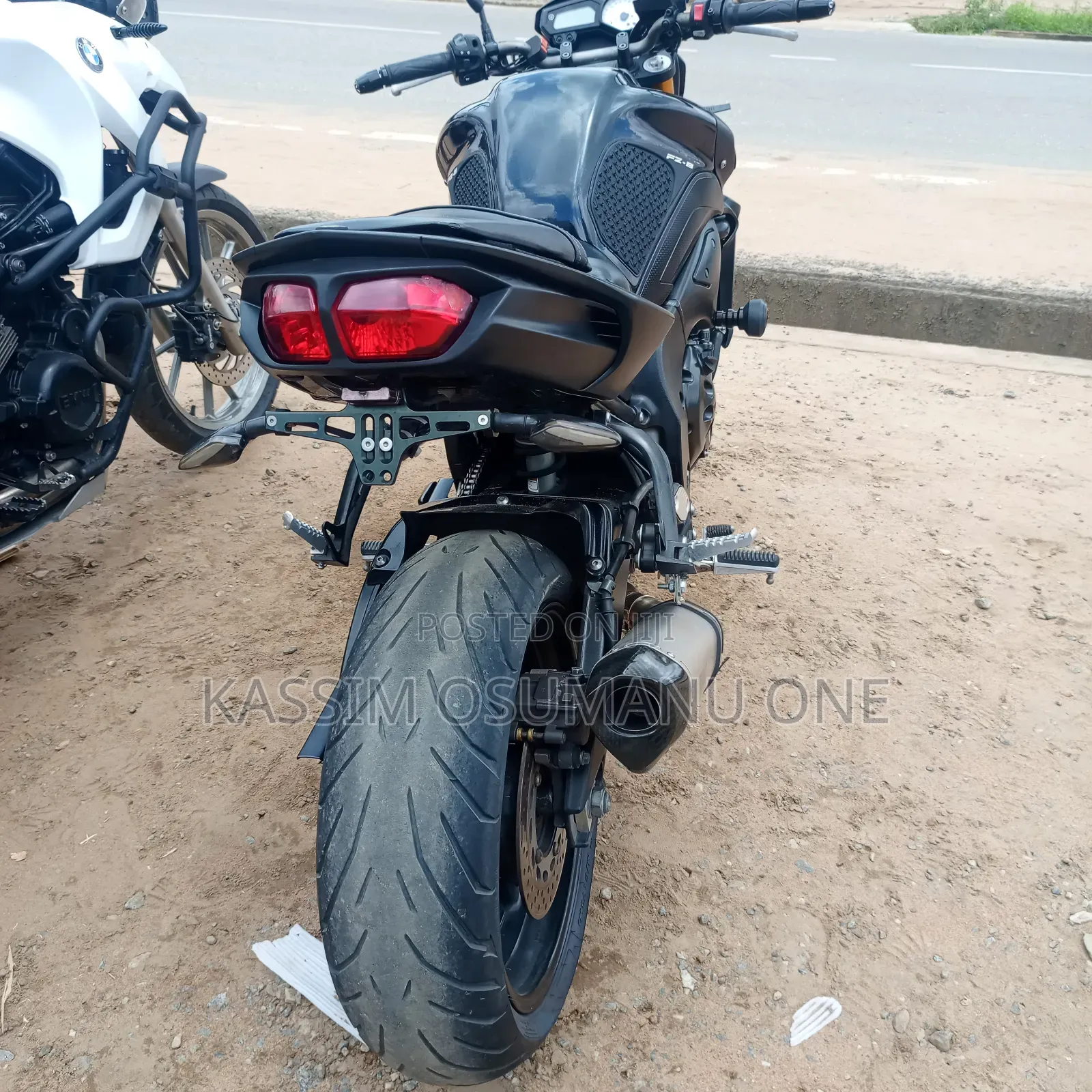 Yamaha 2018 Black