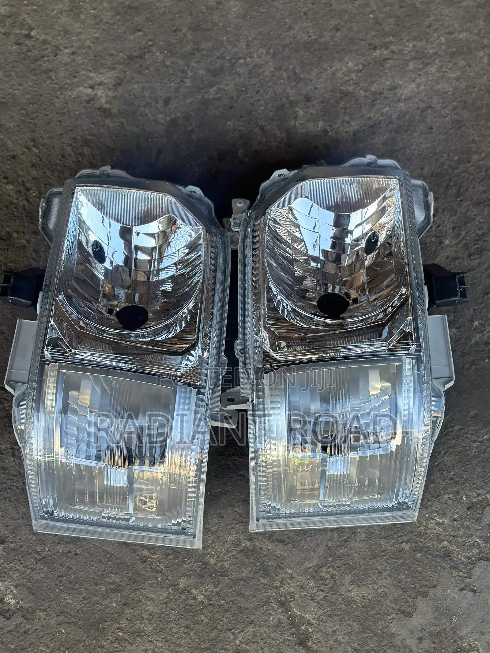 Toyota Stanbic 2014-2016 Headlight