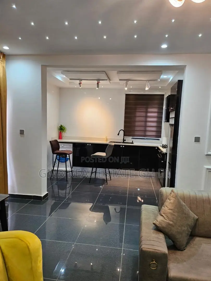 Furnished 2bdrm Apartment in Lakeside for sale