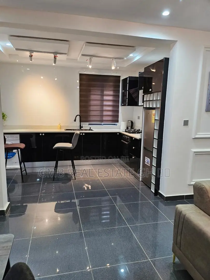Furnished 2bdrm Apartment in Lakeside for sale