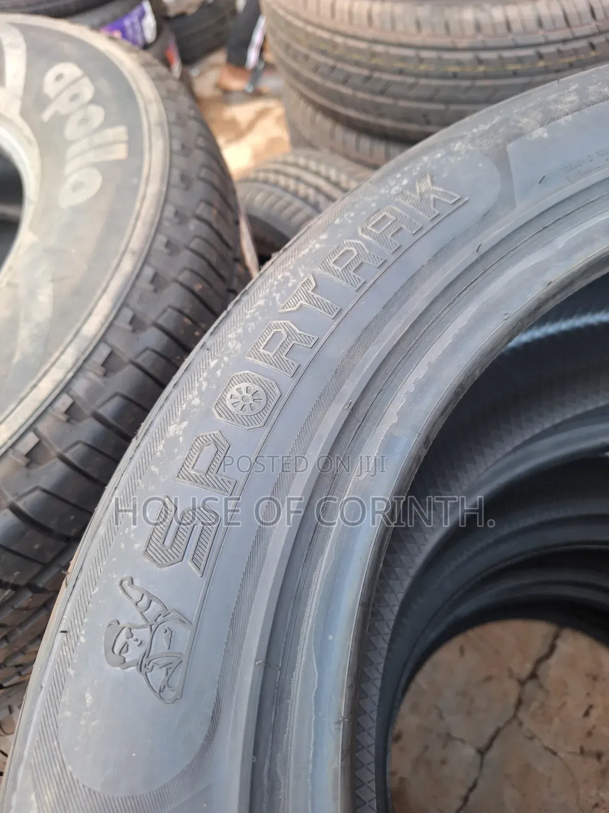 235/55r19 Sportrak Tyre