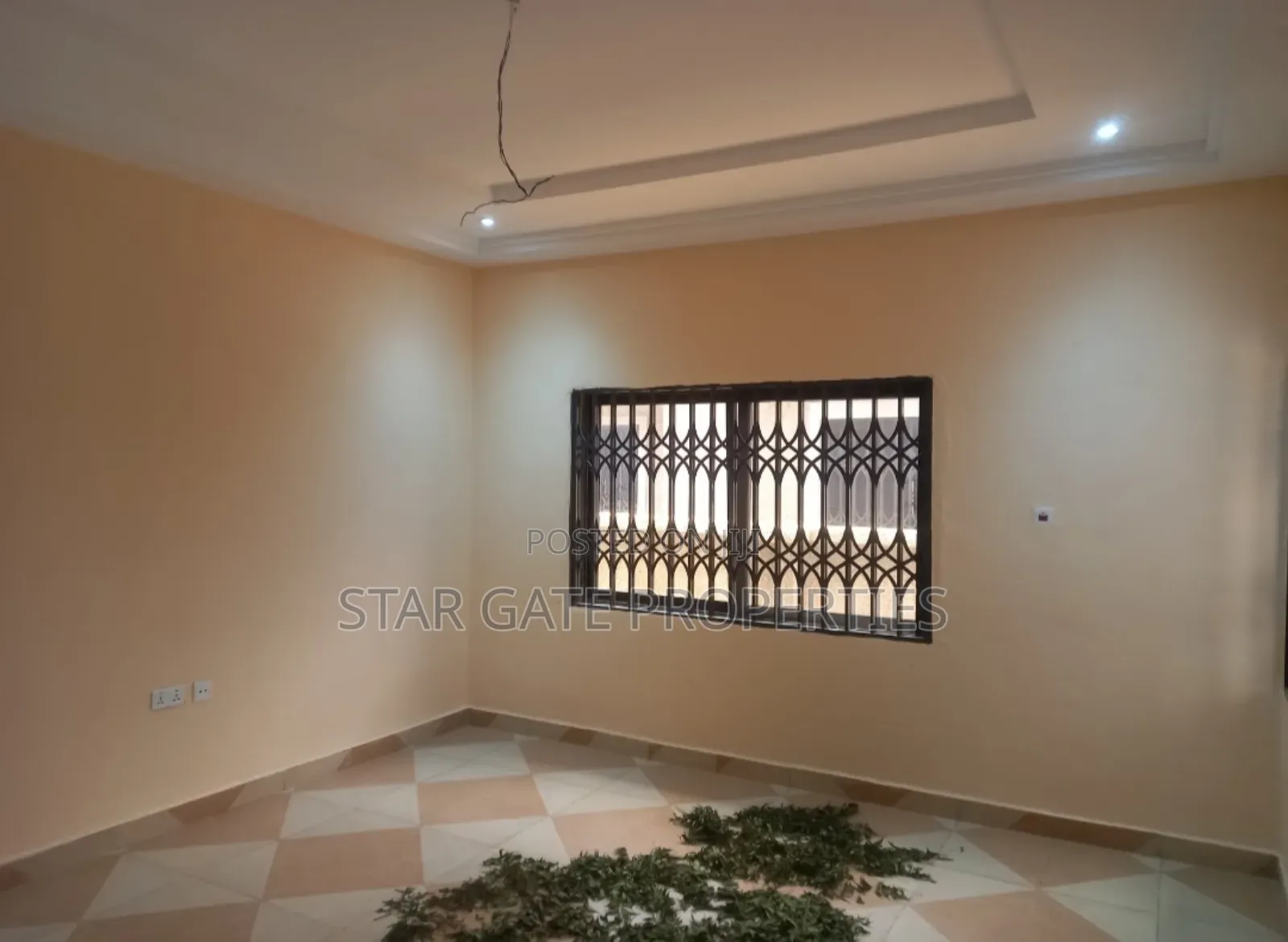 4bdrm House in Santasi Trede, Kumasi Metropolitan for sale