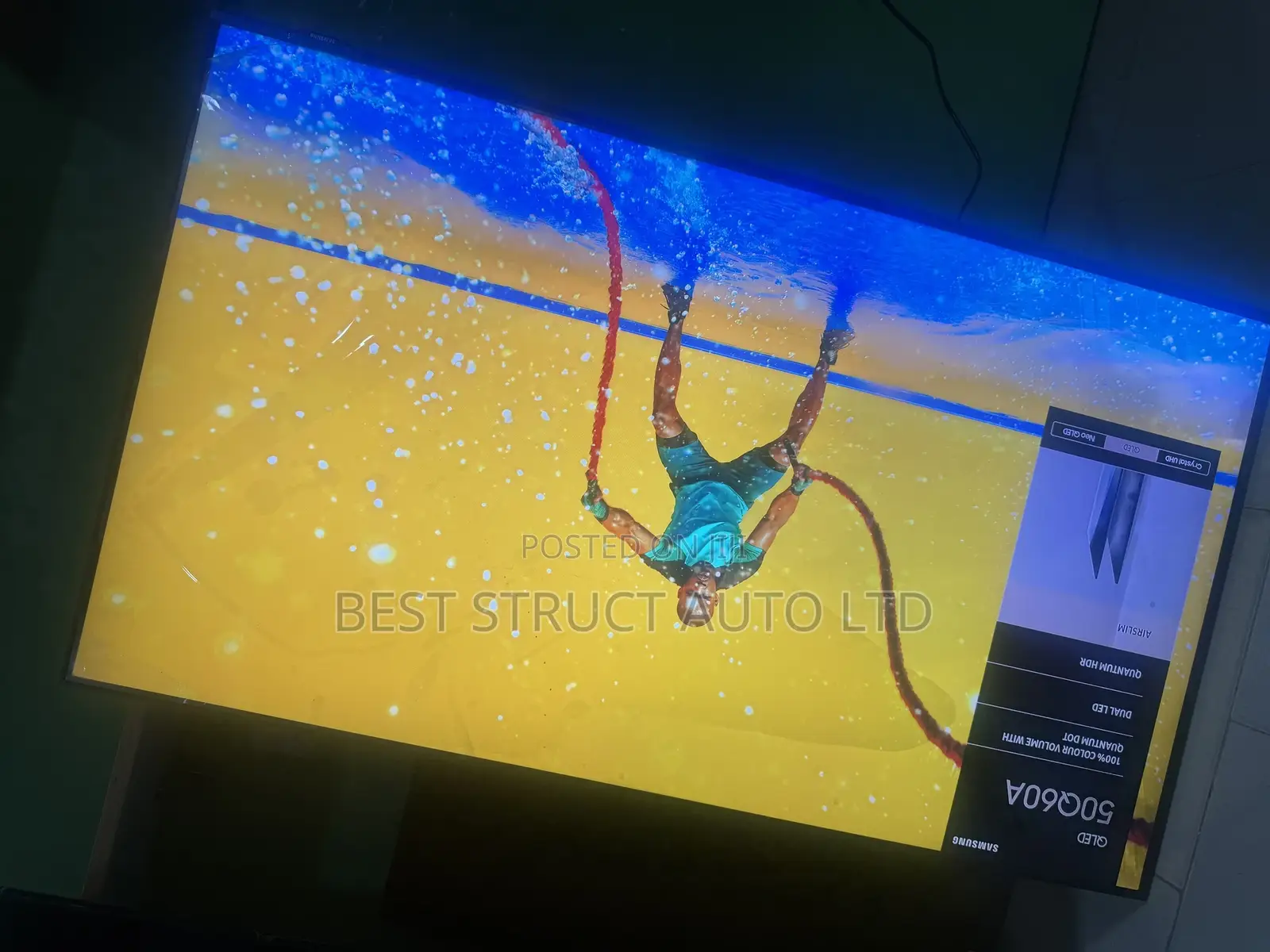 Very Neat Samsung 50 Inches Qled Airslim