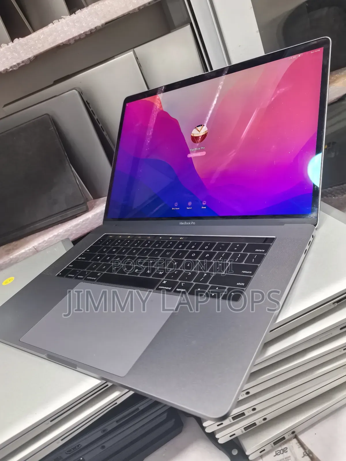 Laptop Apple MacBook Pro 2018 16GB Intel Core I7 SSD 512GB