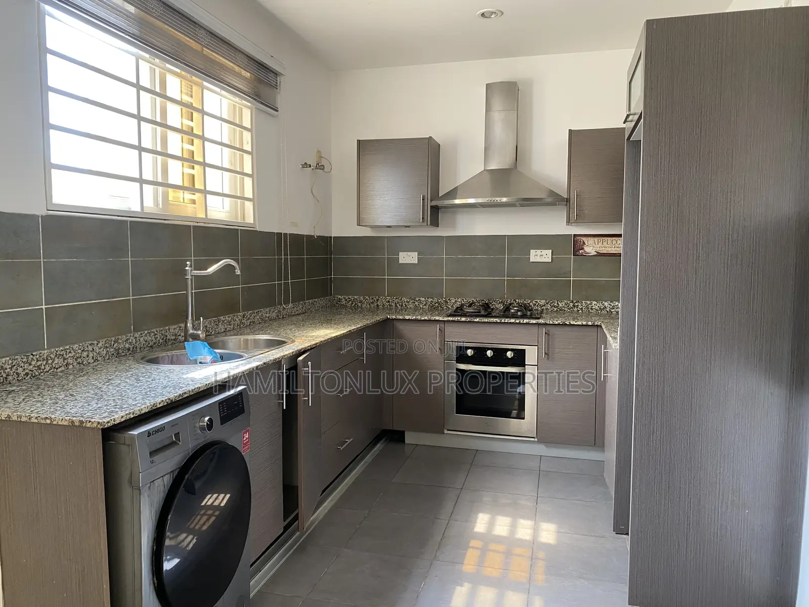 2bdrm Apartment in Labone Crescent for rent