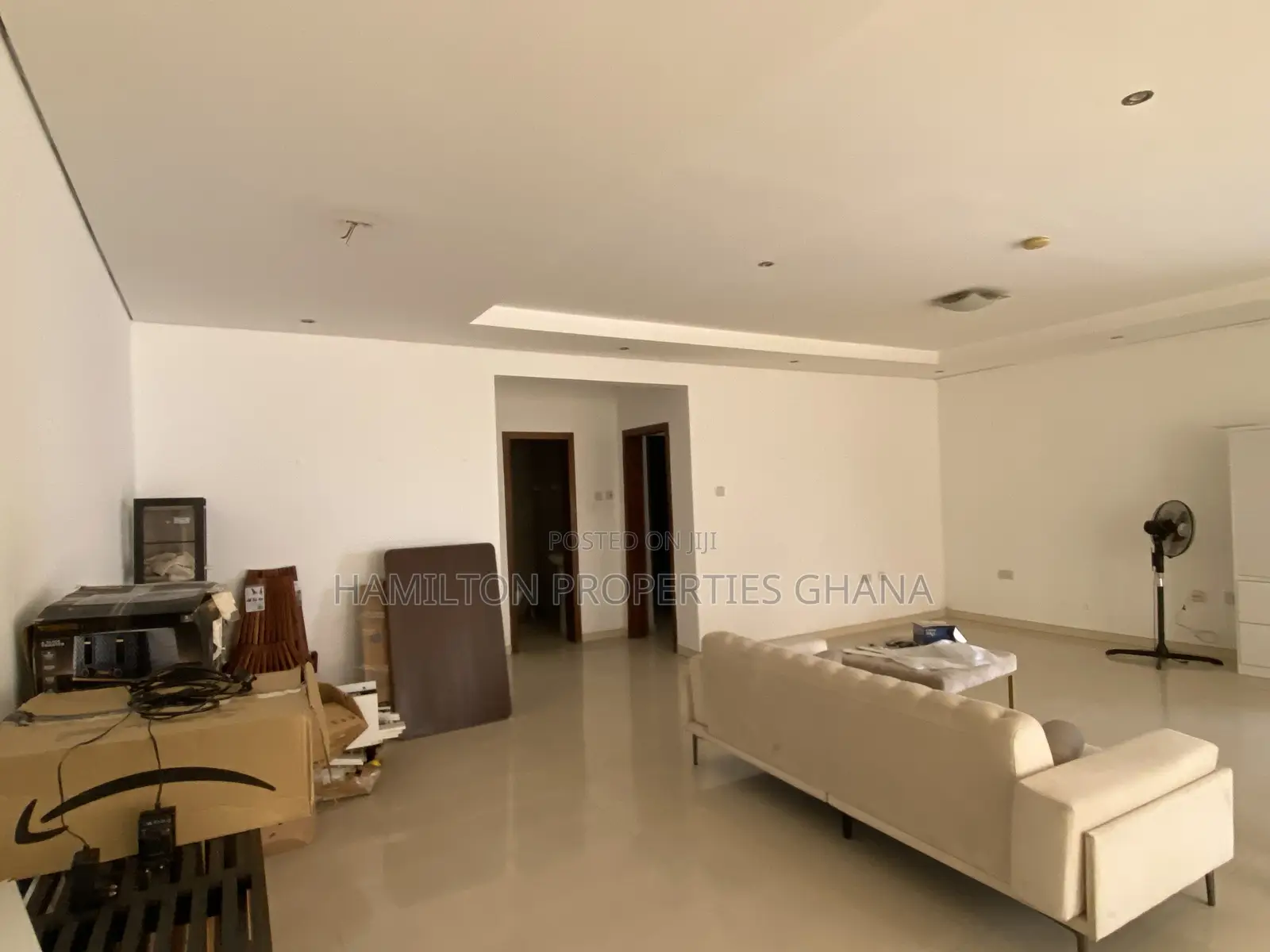 2bdrm Apartment in Labone Crescent for rent