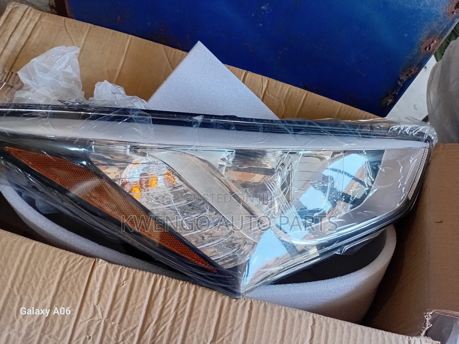 Santafe Headlight 2014