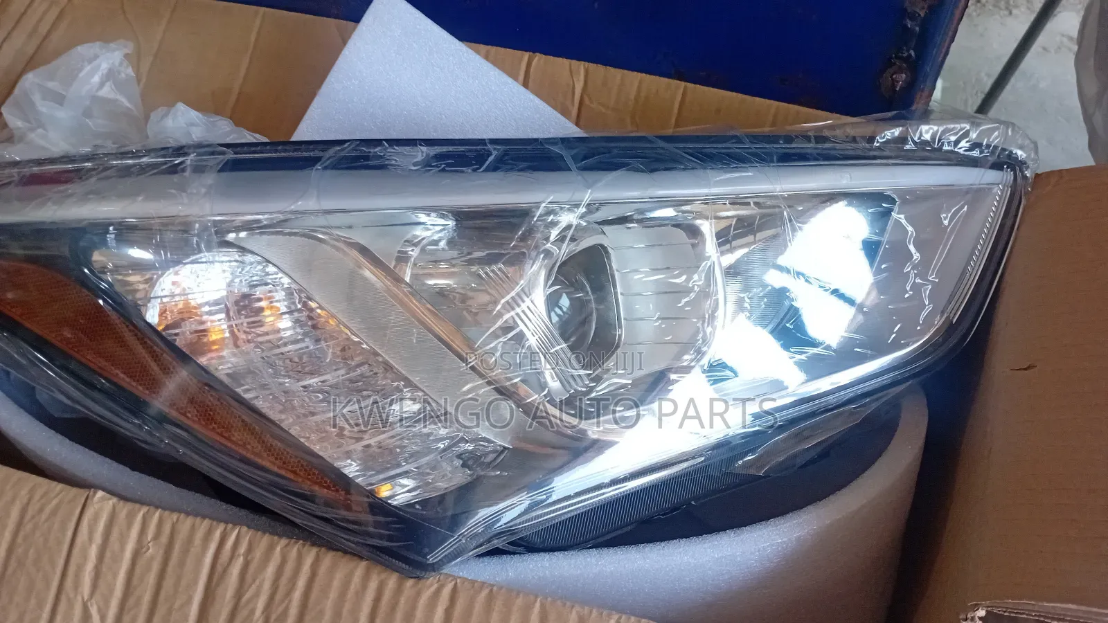 Santafe Headlight 2014