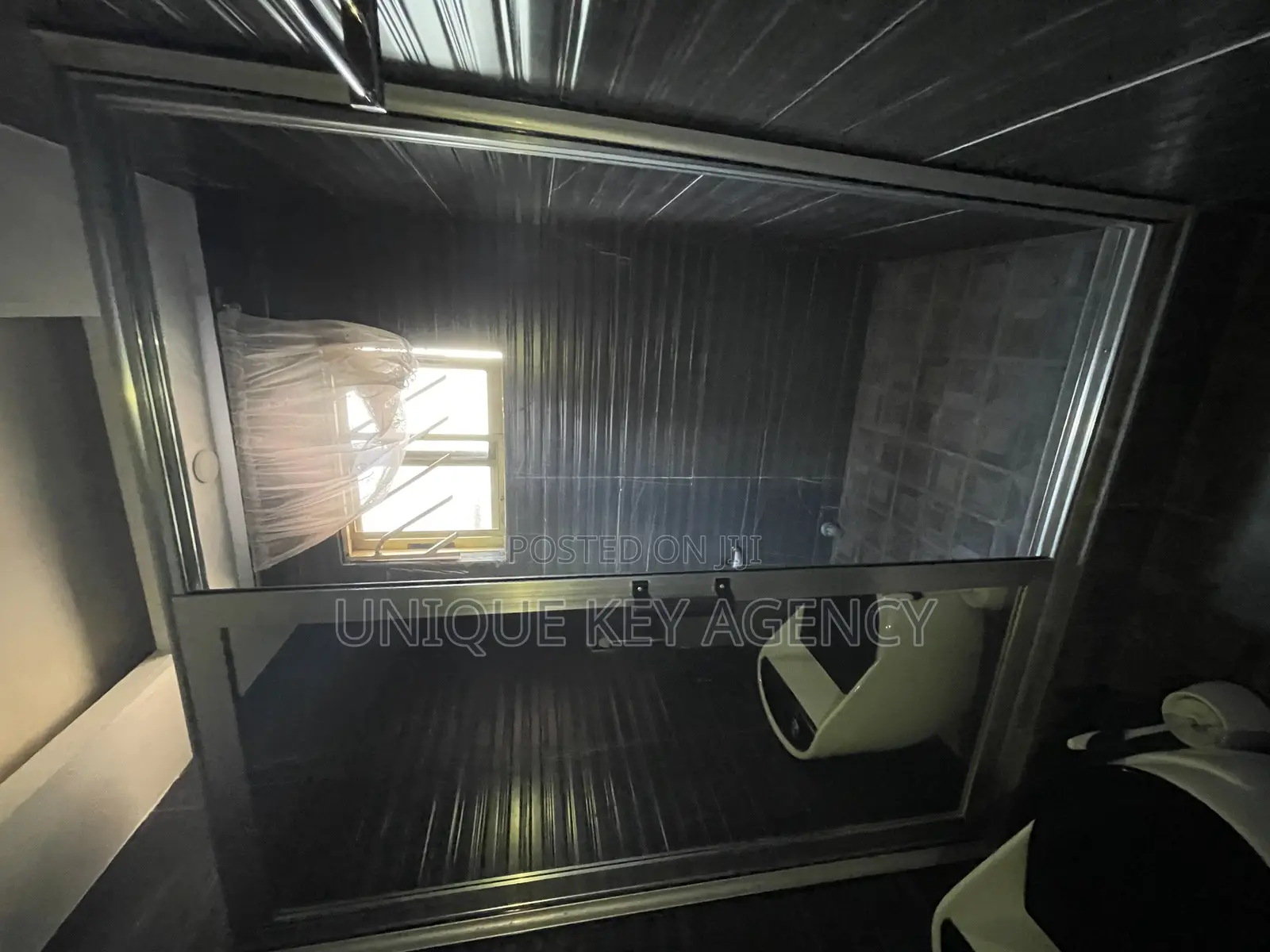 Furnished 1bdrm Apartment in Unique Key Agency, Dzorwulu for rent