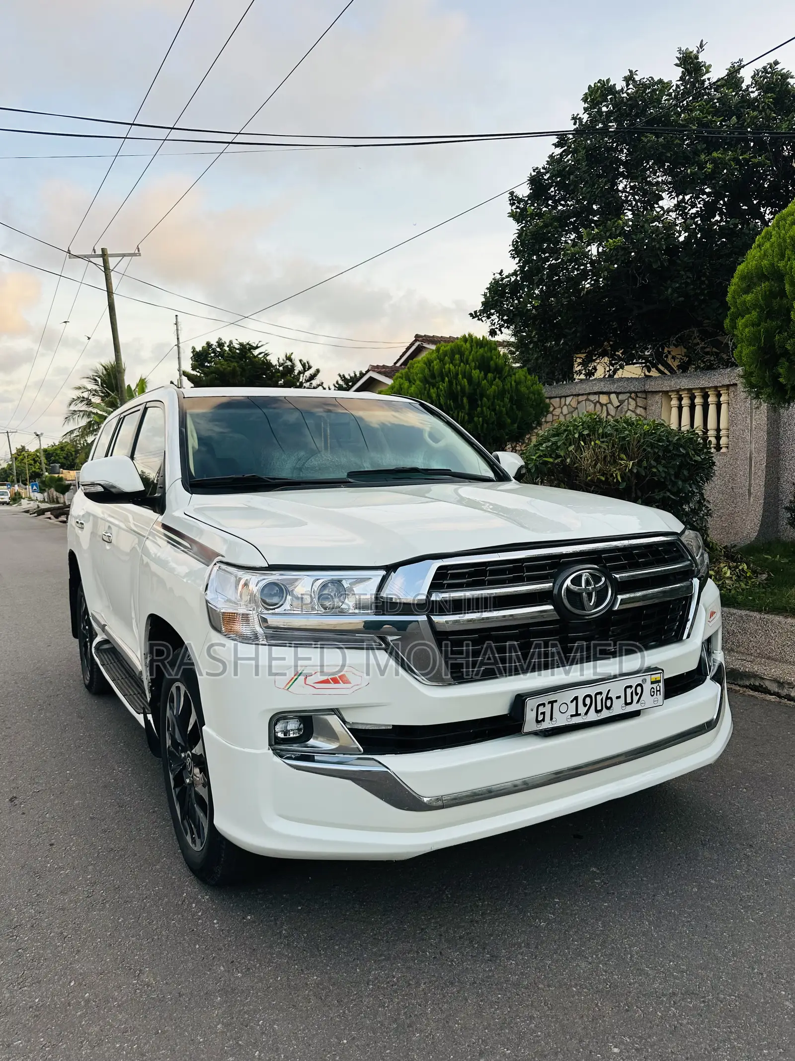 Toyota Land Cruiser 2007 White