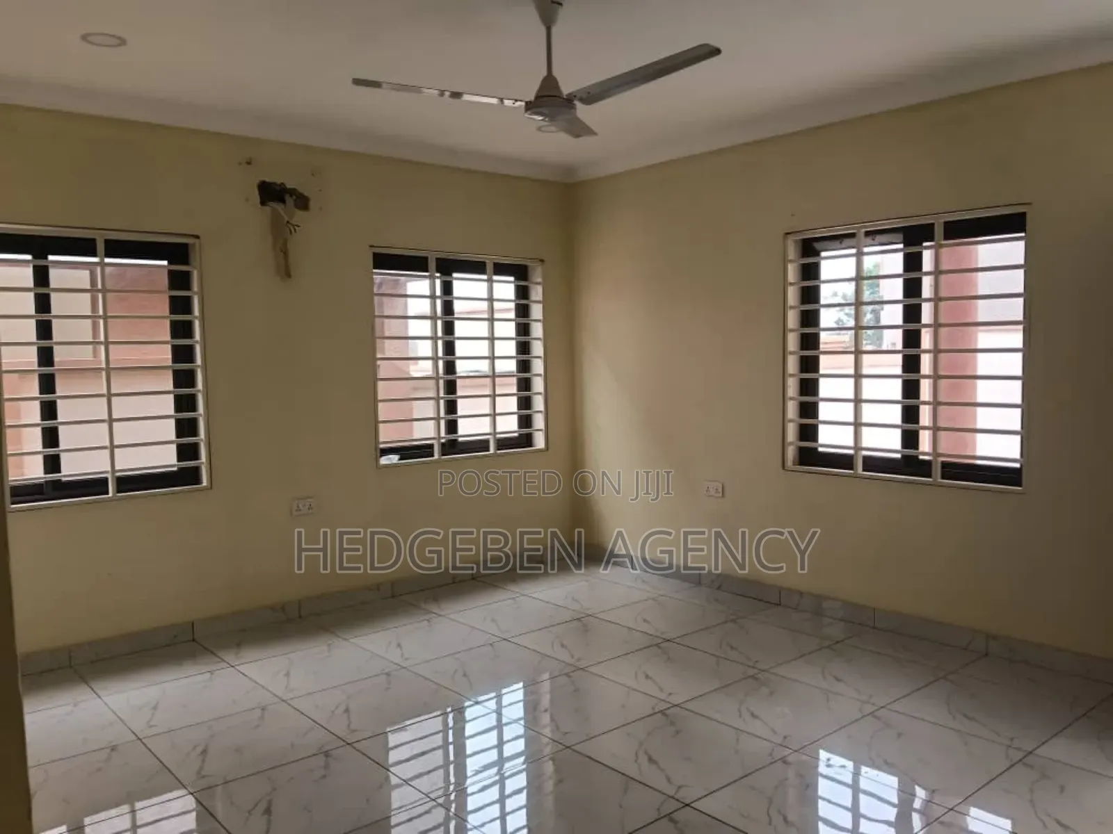 3bdrm Duplex in Adenta for rent