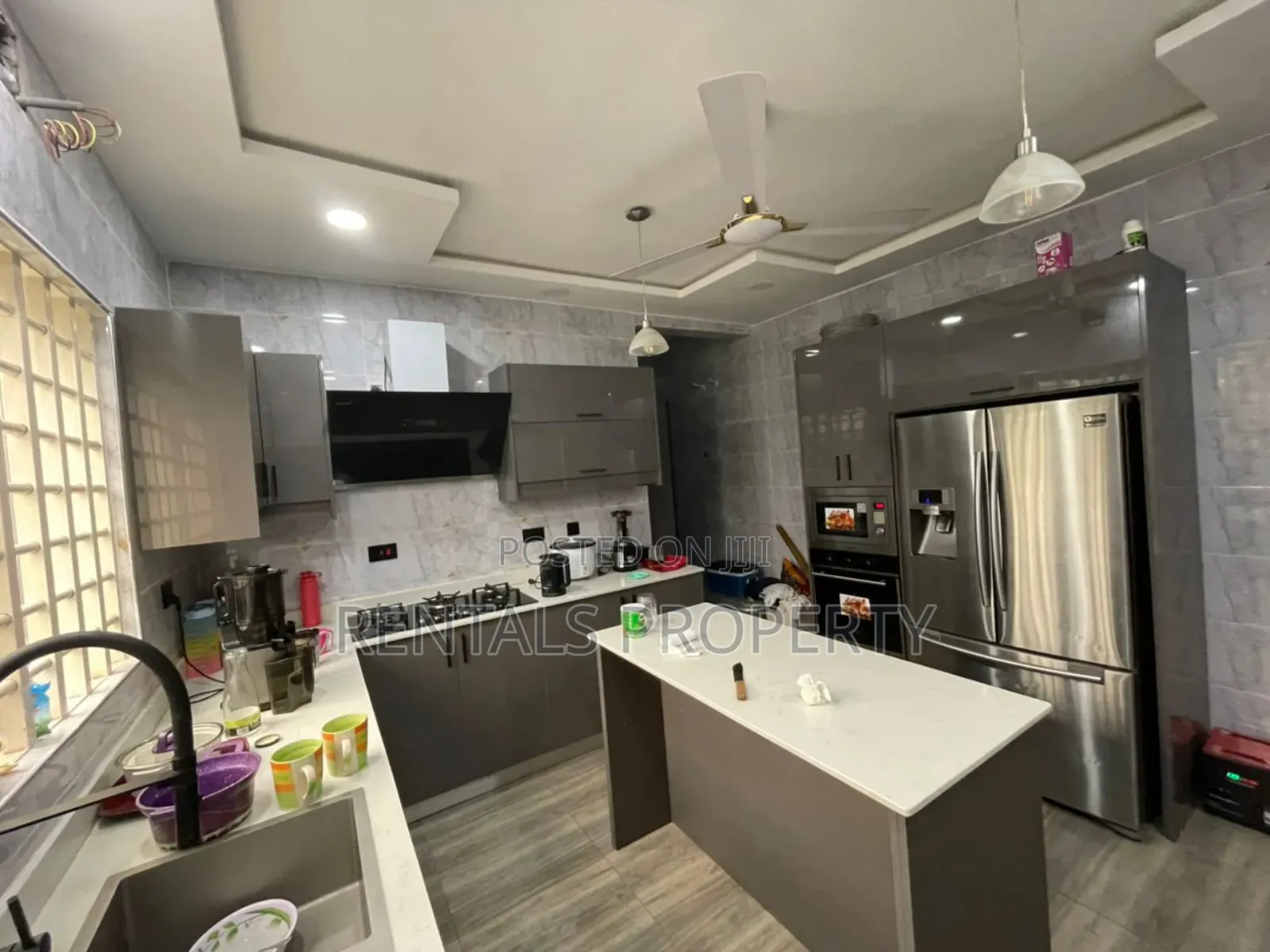 5bdrm Mansion in Dodowa for sale