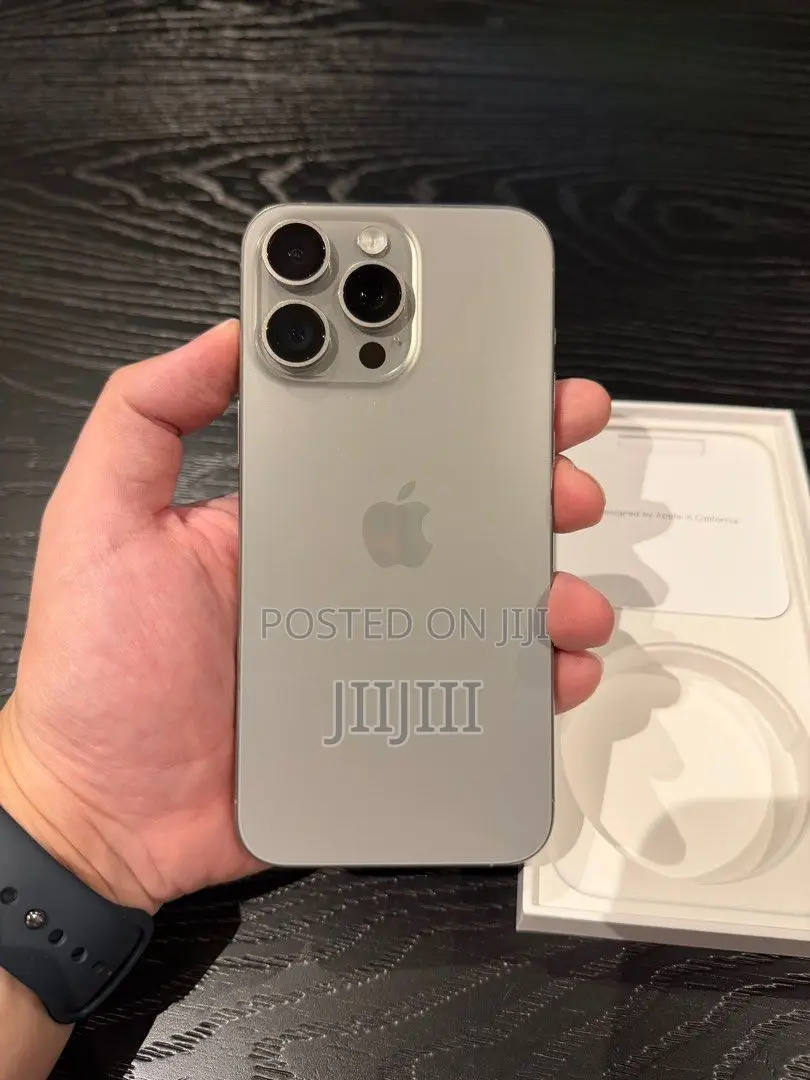 Apple iPhone 15 Pro Max 256 GB Silver
