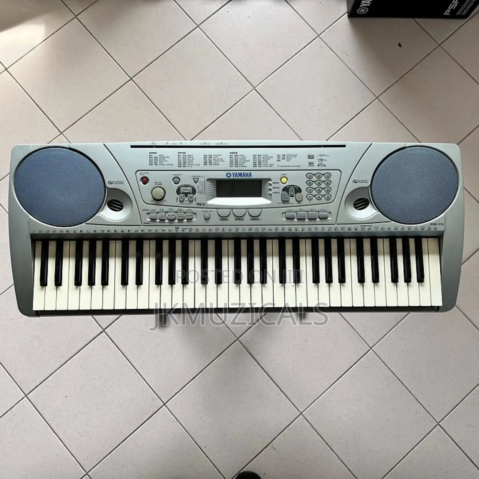 PSR 275_ 61 Keys_ Keyboard_ Piano