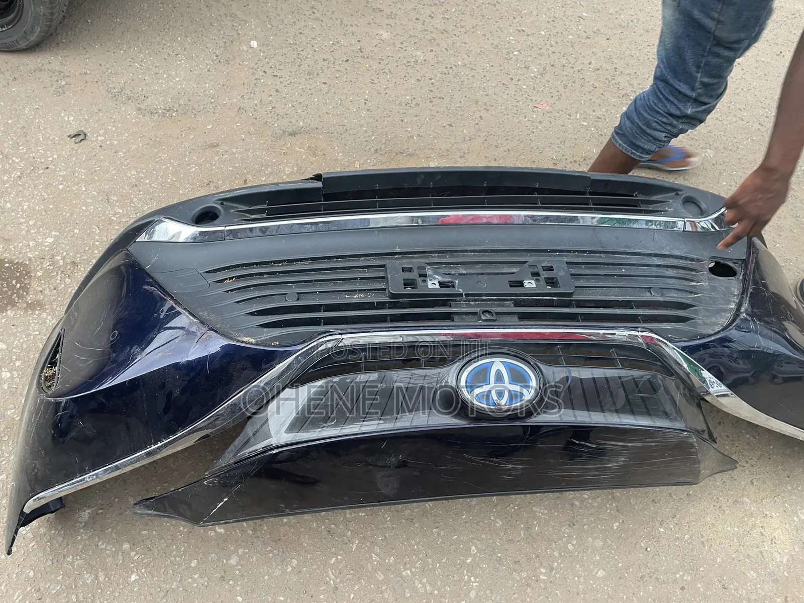Toyota Venza 2020-2024 Front Bumper Complete Available