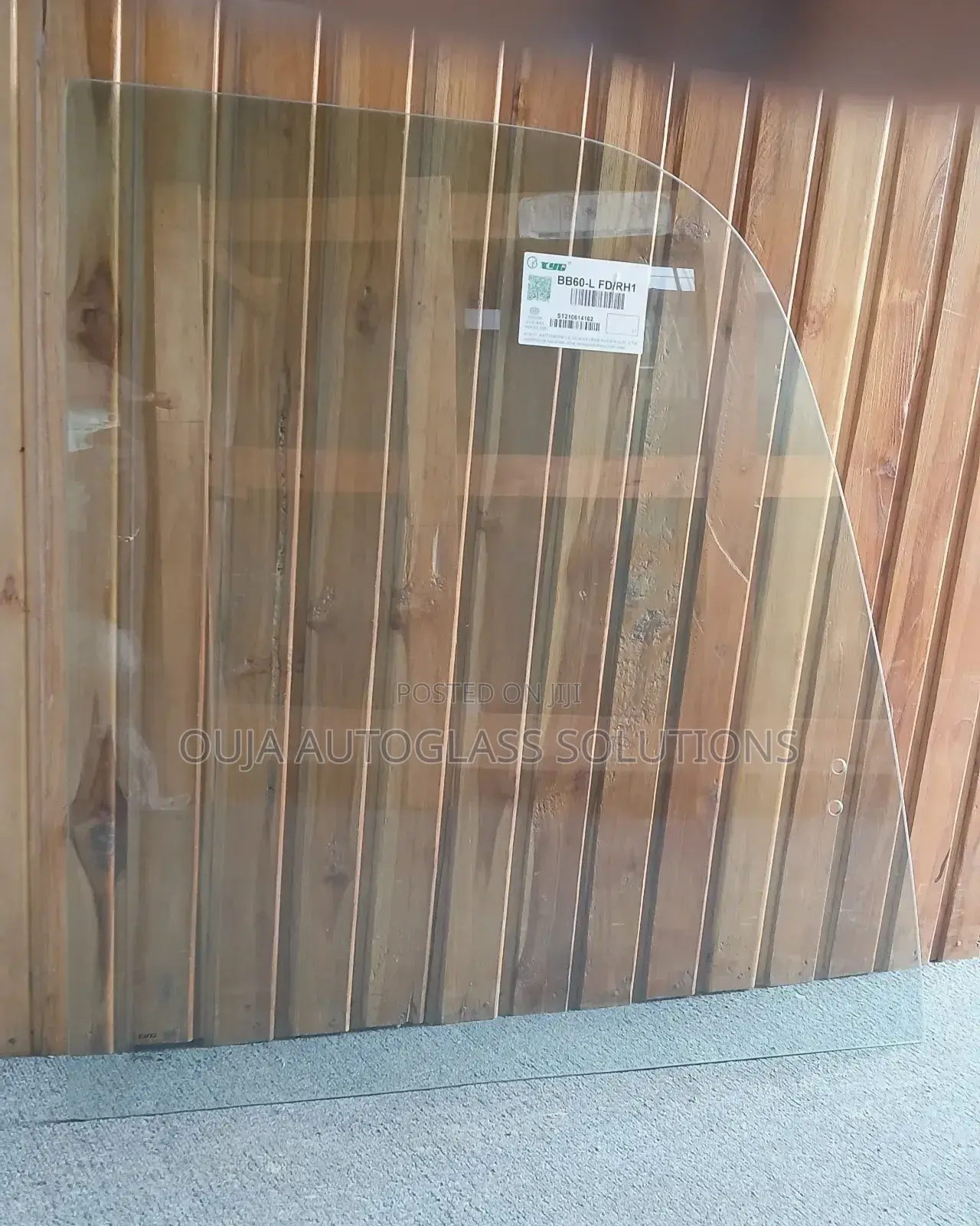 Bb60-l Fd/Rh1 - Toyota Coaster Side Window Glass Available