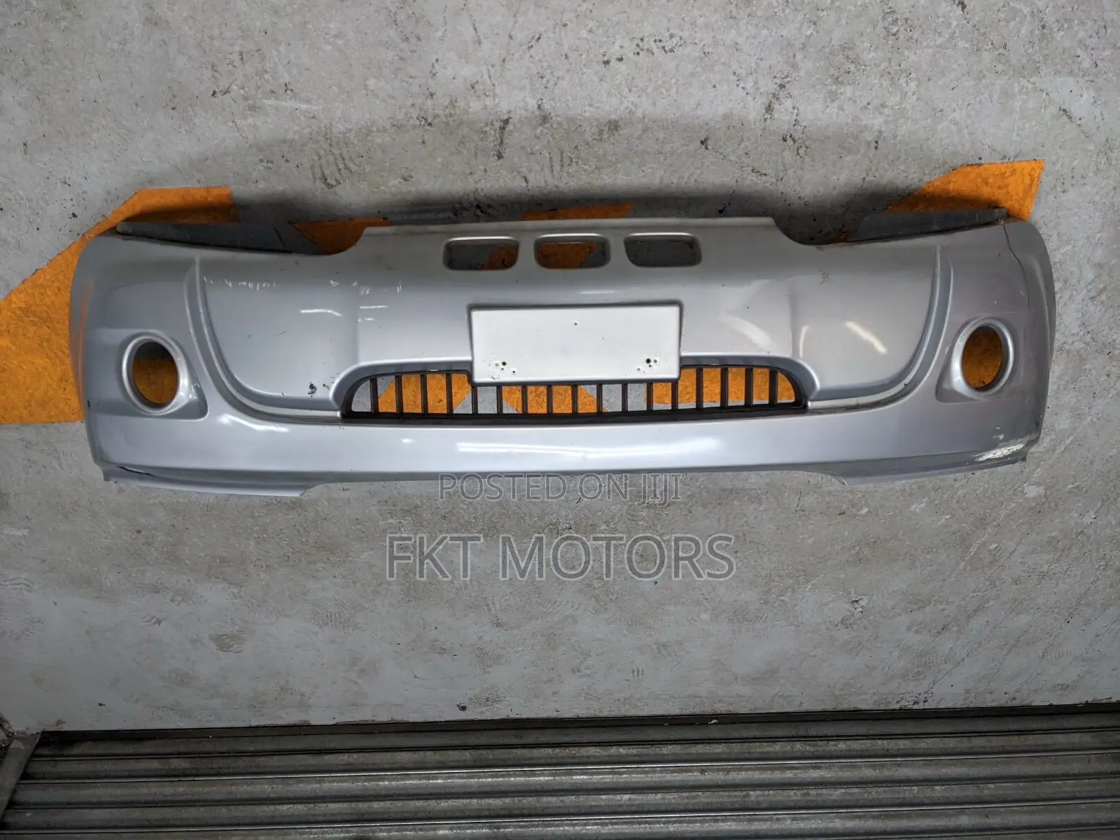 Kia Sorento Front Bumper 2003,2004,2005,2006,2007,2008,2009,2010,