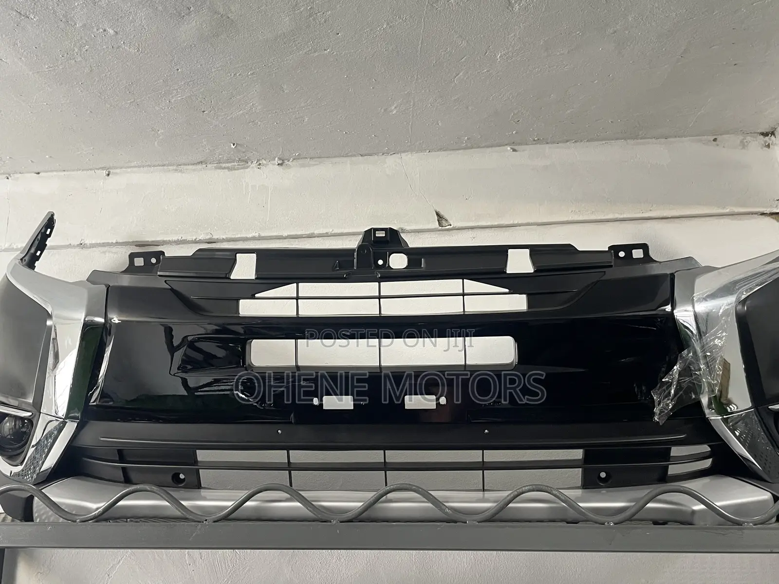 Mitsubishi Outlander 2016-2019 Front Bumper Complete Available