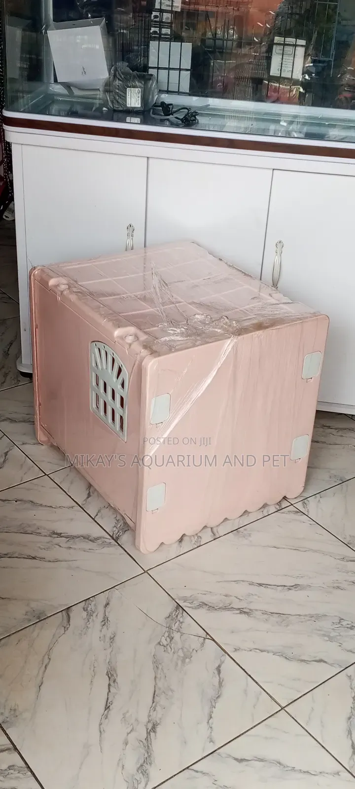 Plastic Medium Dog Cage