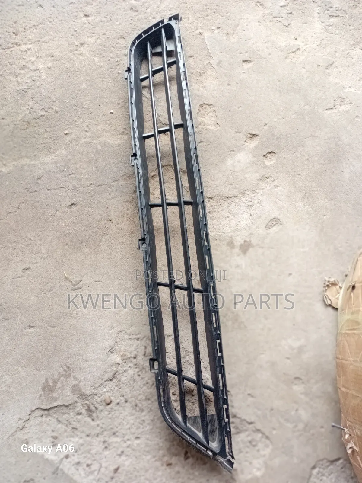 Hyundai Santa Fe 2016-18 Front Lower Grille