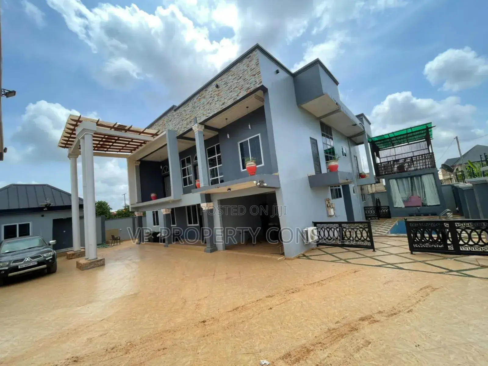 Furnished 6bdrm House in Atwima Nwabiagya for sale
