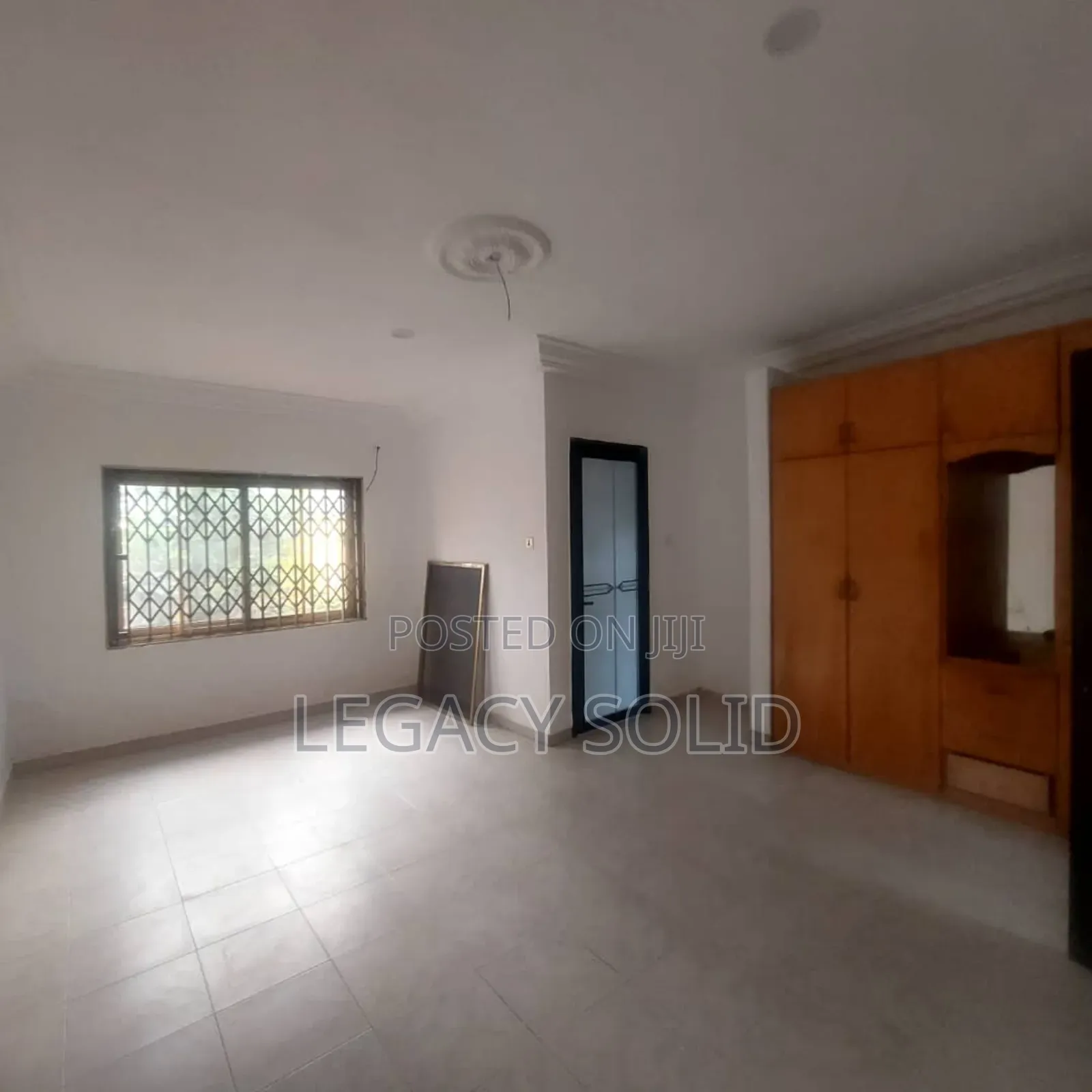 3bdrm House in Legacy Solid Real, Spintex for rent
