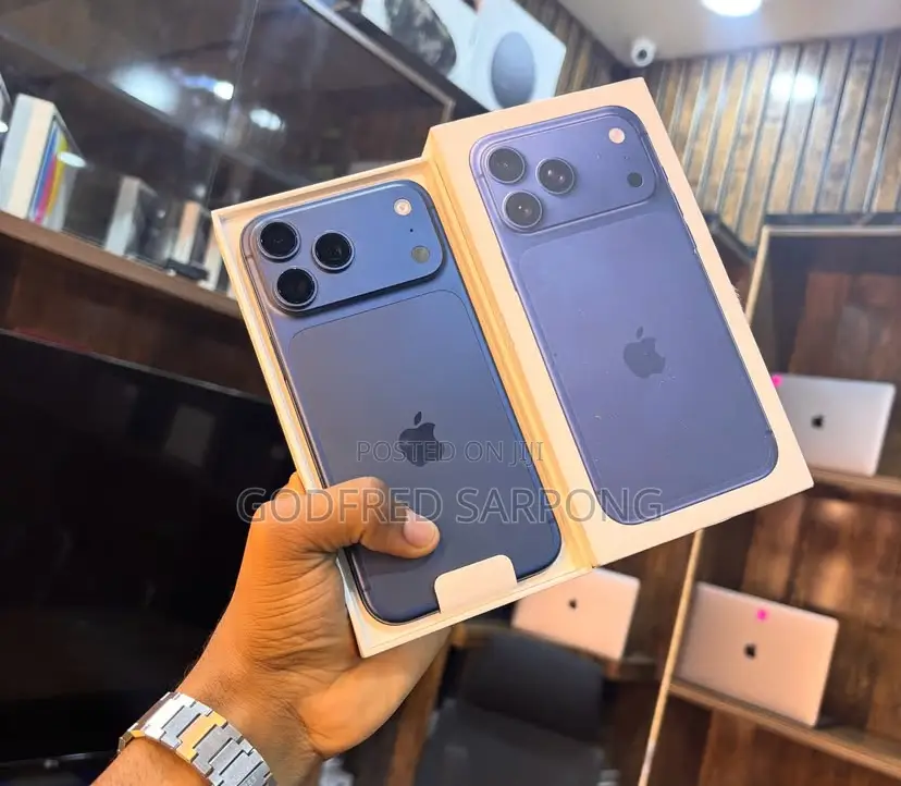 New Apple iPhone 17 Pro Max 256 GB Blue
