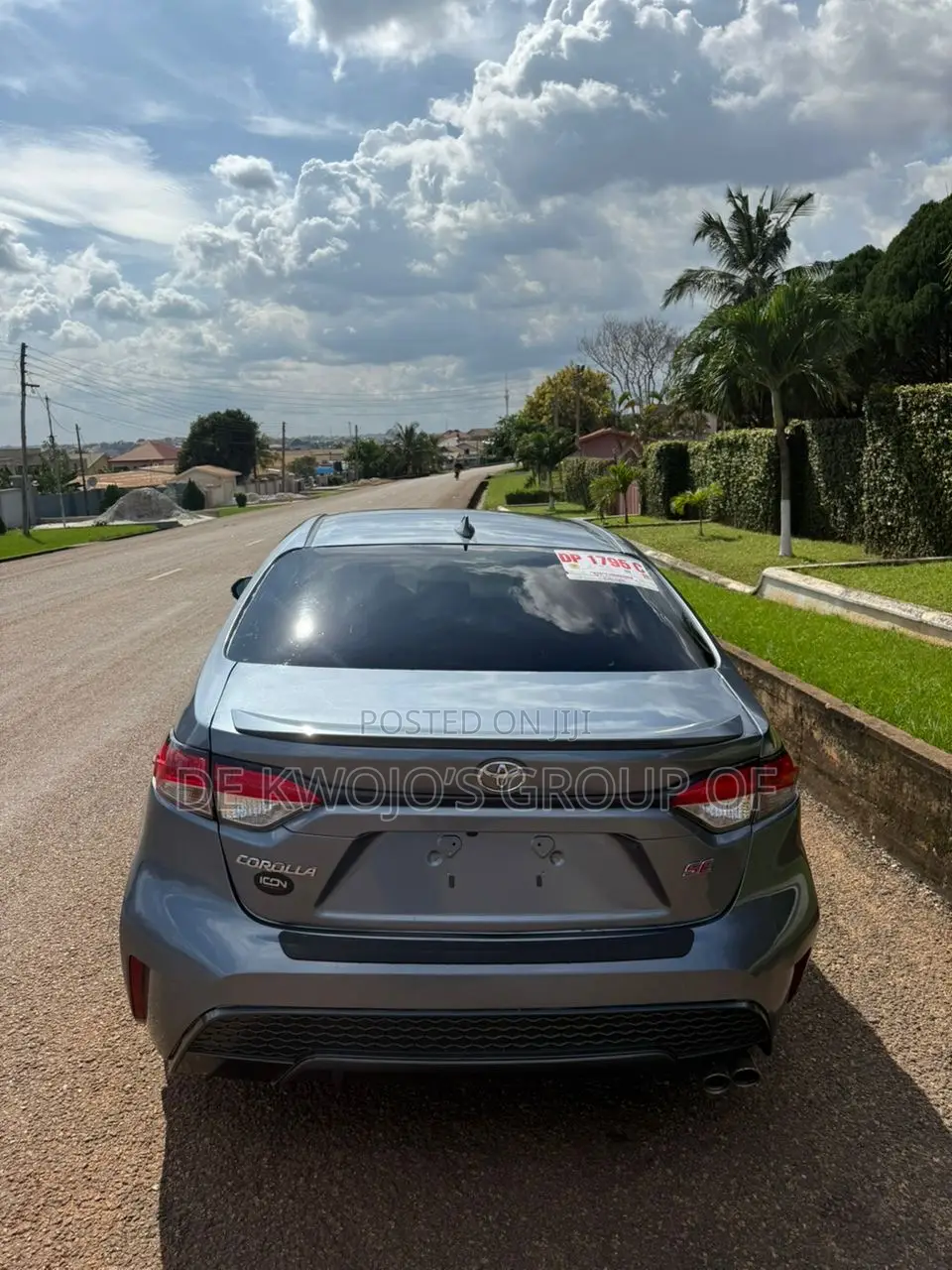 Toyota Corolla SE 2022 Silver